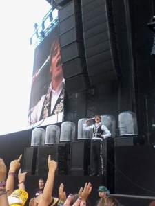 the hives live