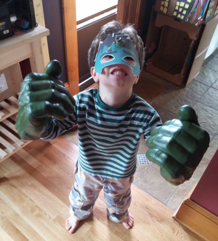 Hulk Birthday Party | post post modern dad