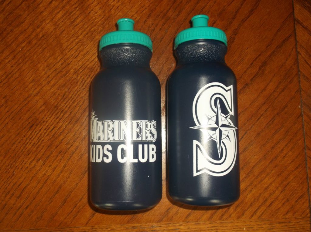 mariners kids club water bottle